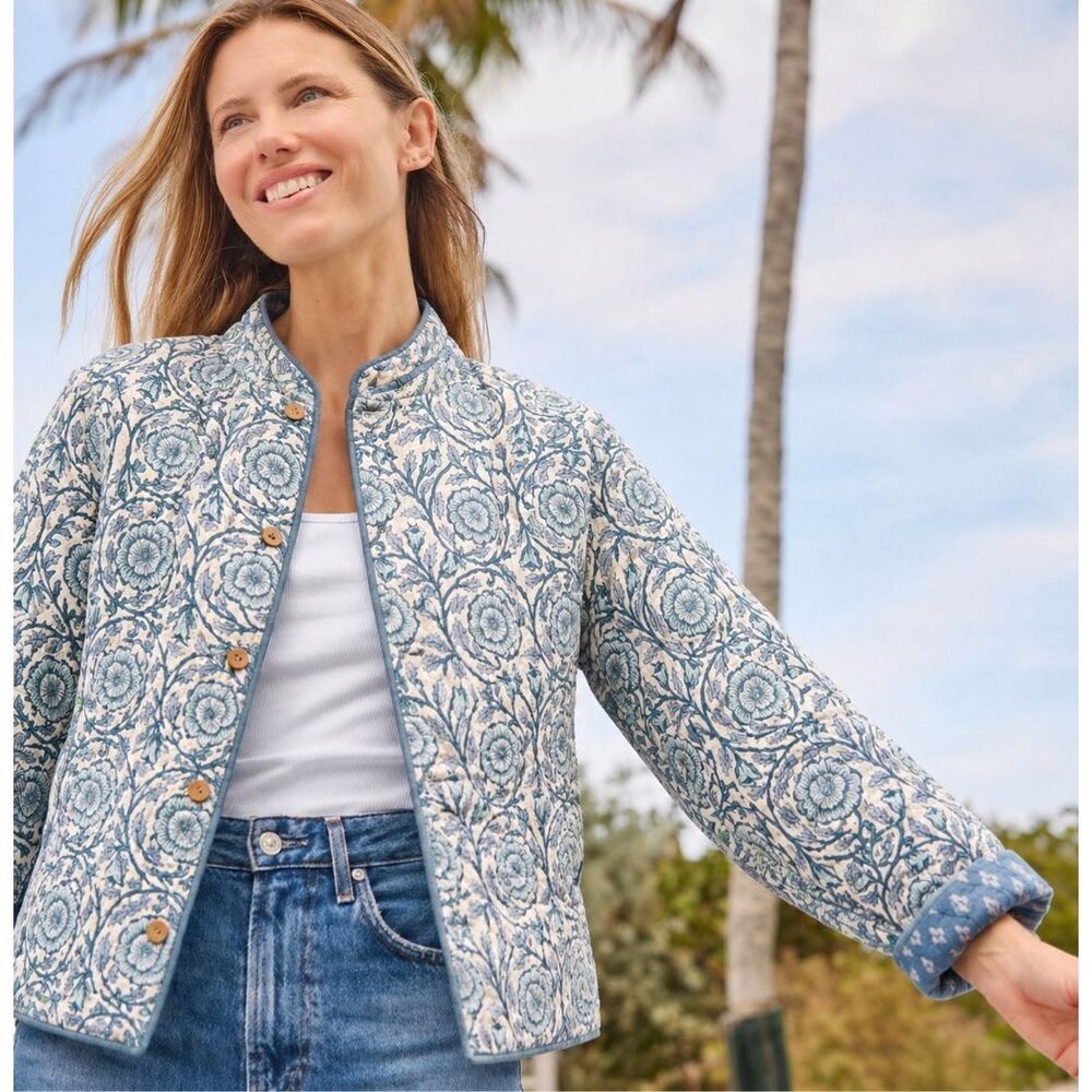NWOT Boutique reversible quilted jacket, Med $128 cottagecore coastal